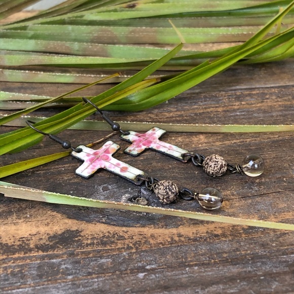 Cross Quartz Earrings - Picture 3 of 7